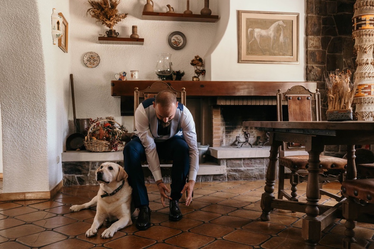 Retrato de los novios en la finca Casa Imas